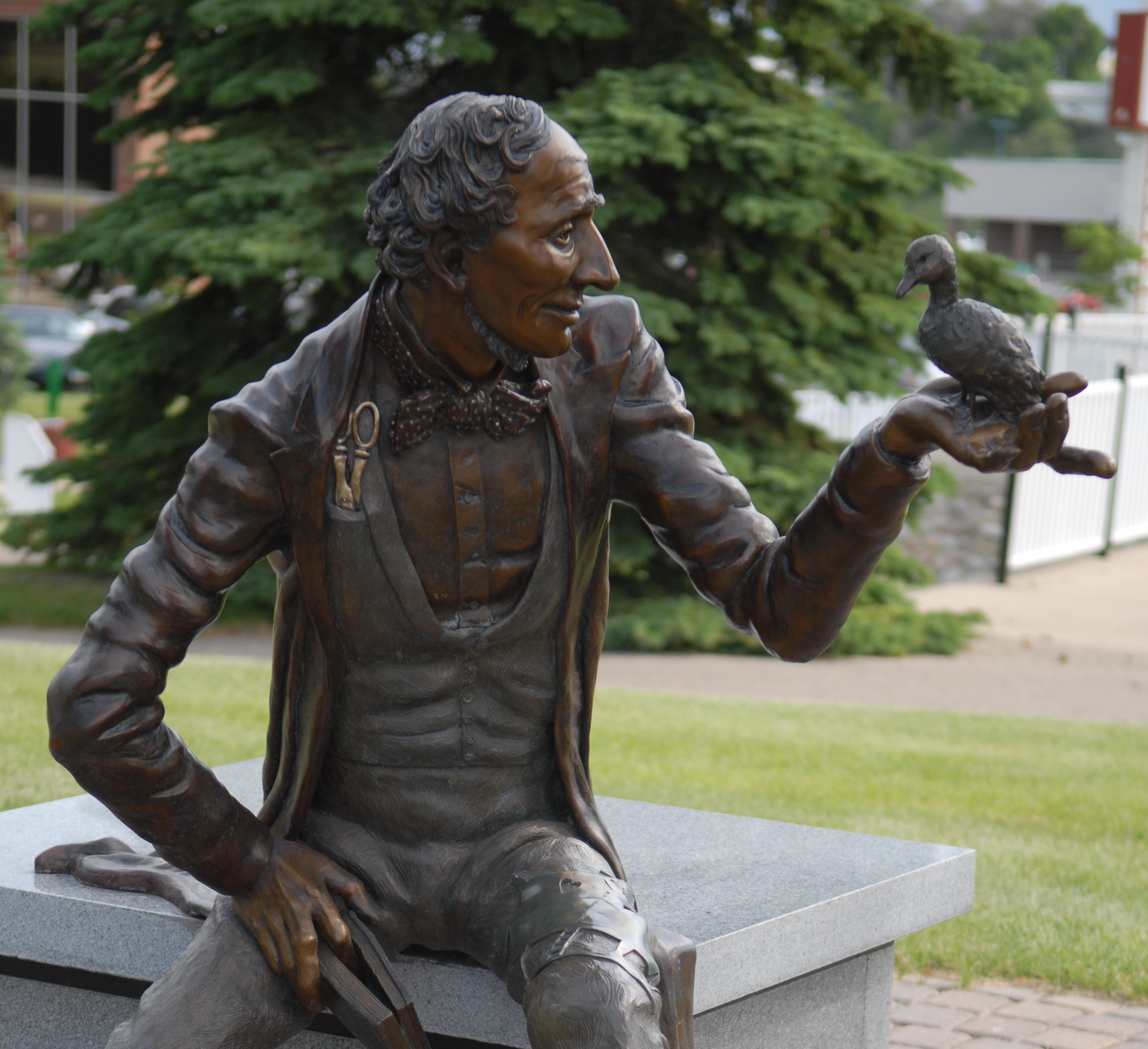 Hans Christian Andersen Statue – Scandinavian Heritage Association